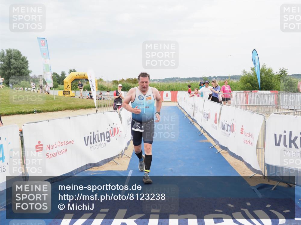 22.06.2025 - Viking Triathlon MichiJ http://msf.ph/oto/8123238 22.06.2025 17:07:39 Ziel 471 meine-sportfotos.de