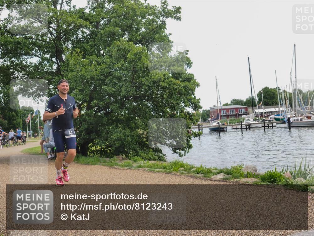 22.06.2025 - Viking Triathlon KatJ http://msf.ph/oto/8123243 22.06.2025 13:36:48 Laufen 54, 294 meine-sportfotos.de