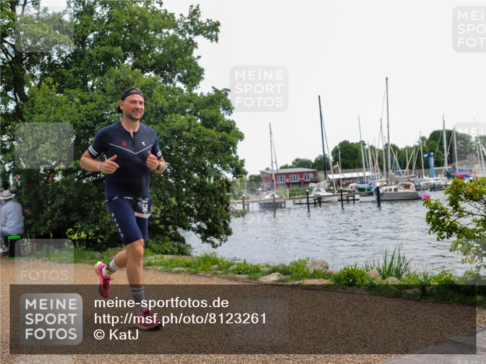 22.06.2025 - Viking Triathlon KatJ http://msf.ph/oto/8123261 22.06.2025 13:36:49 Laufen 54, 294 meine-sportfotos.de