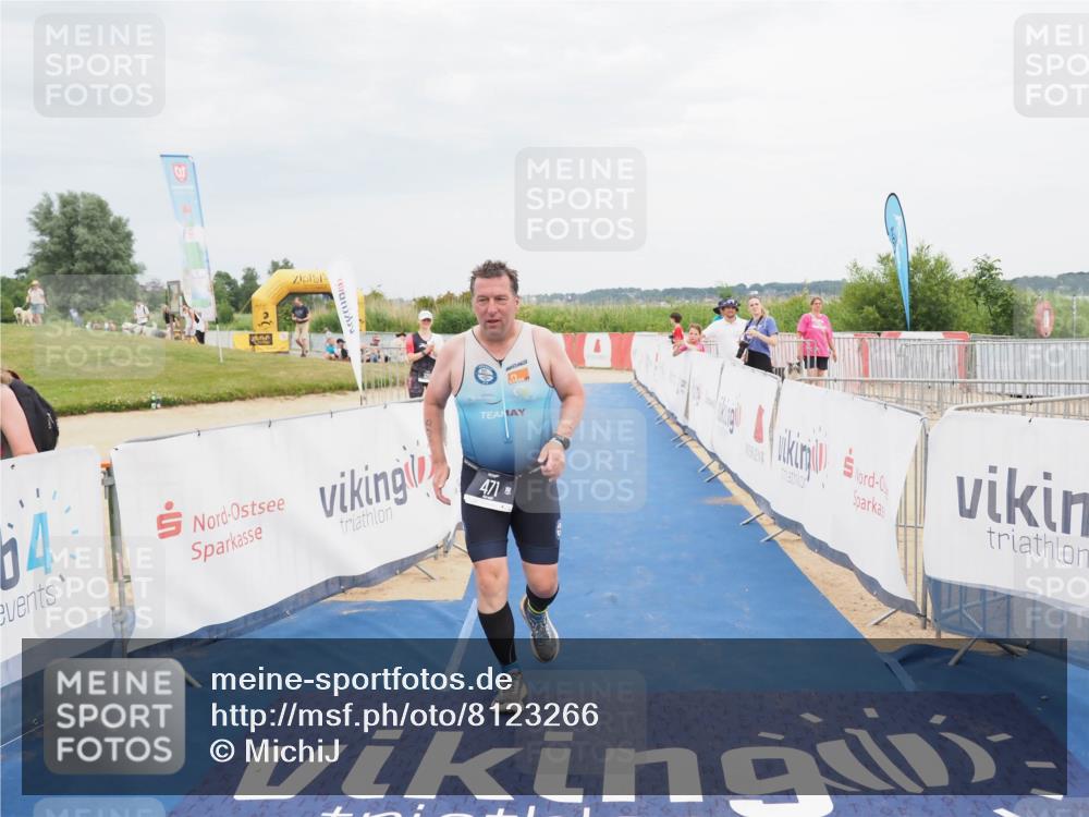 22.06.2025 - Viking Triathlon MichiJ http://msf.ph/oto/8123266 22.06.2025 17:07:39 Ziel 471 meine-sportfotos.de