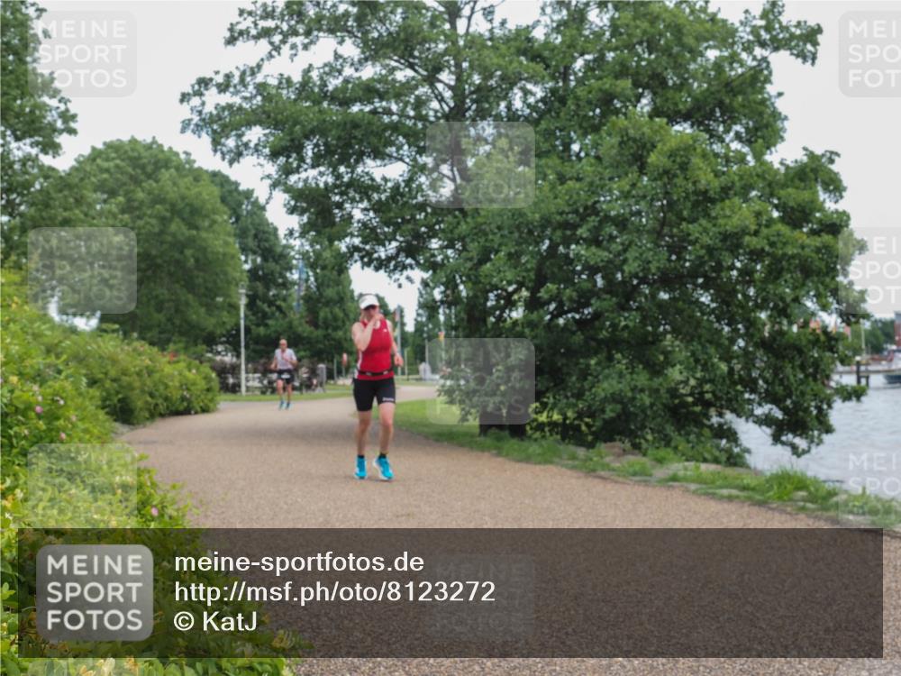 22.06.2025 - Viking Triathlon KatJ http://msf.ph/oto/8123272 22.06.2025 15:18:46 Laufen 336 meine-sportfotos.de