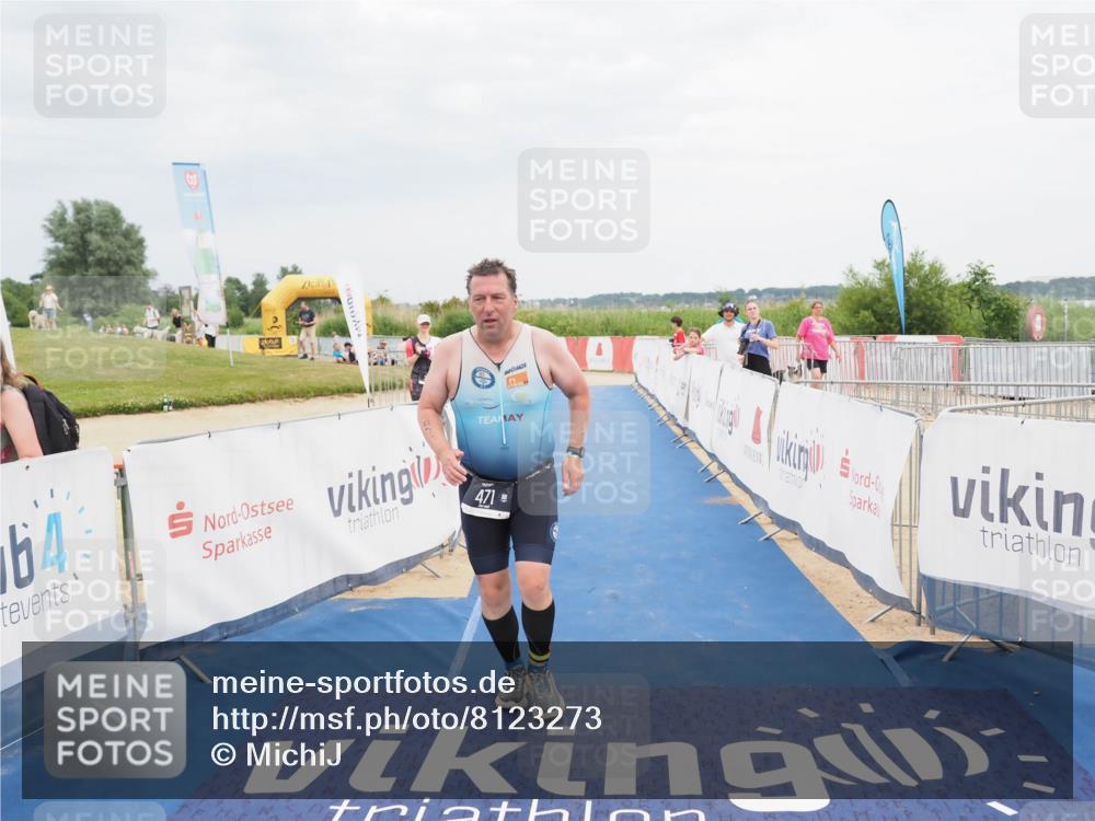 22.06.2025 - Viking Triathlon MichiJ http://msf.ph/oto/8123273 22.06.2025 17:07:40 Ziel 471 meine-sportfotos.de