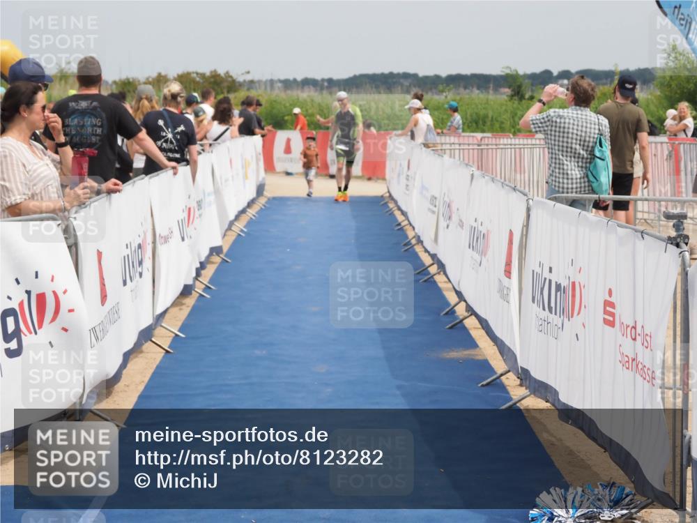 22.06.2025 - Viking Triathlon MichiJ http://msf.ph/oto/8123282 22.06.2025 15:14:26 Ziel 281 meine-sportfotos.de