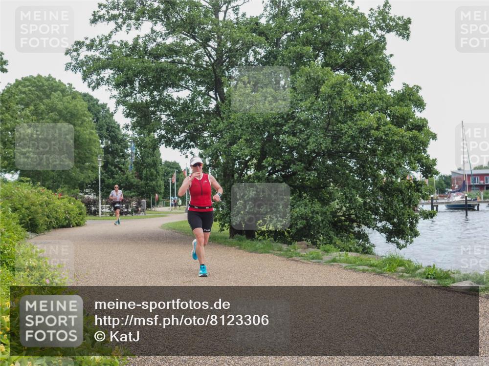 22.06.2025 - Viking Triathlon KatJ http://msf.ph/oto/8123306 22.06.2025 15:18:46 Laufen 336 meine-sportfotos.de