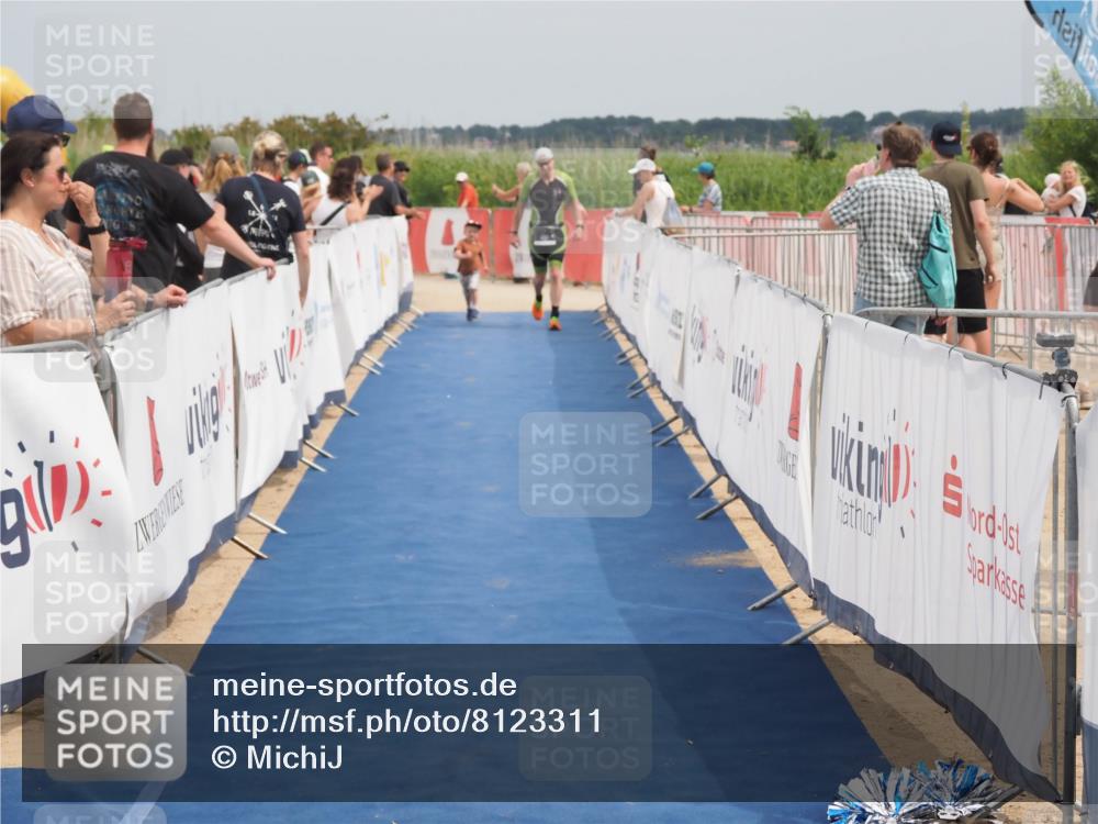 22.06.2025 - Viking Triathlon MichiJ http://msf.ph/oto/8123311 22.06.2025 15:14:27 Ziel 281 meine-sportfotos.de