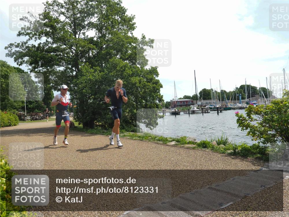 22.06.2025 - Viking Triathlon KatJ http://msf.ph/oto/8123331 22.06.2025 13:04:35 Laufen 229, 329 meine-sportfotos.de