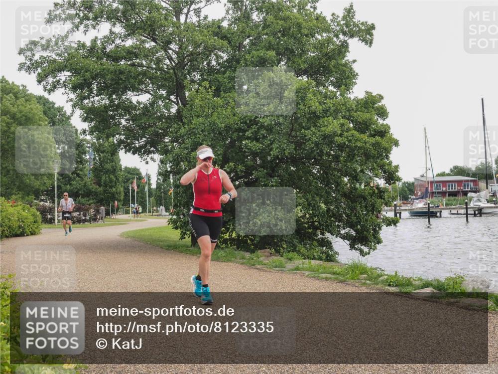 22.06.2025 - Viking Triathlon KatJ http://msf.ph/oto/8123335 22.06.2025 15:18:47 Laufen 336 meine-sportfotos.de