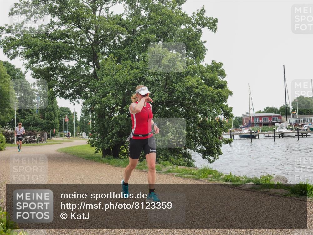 22.06.2025 - Viking Triathlon KatJ http://msf.ph/oto/8123359 22.06.2025 15:18:47 Laufen 336 meine-sportfotos.de