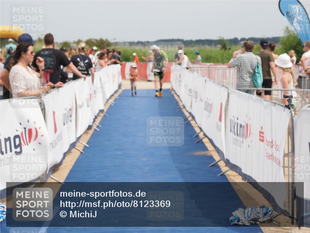22.06.2025 - Viking Triathlon MichiJ http://msf.ph/oto/8123369 22.06.2025 15:14:28 Ziel 281 meine-sportfotos.de