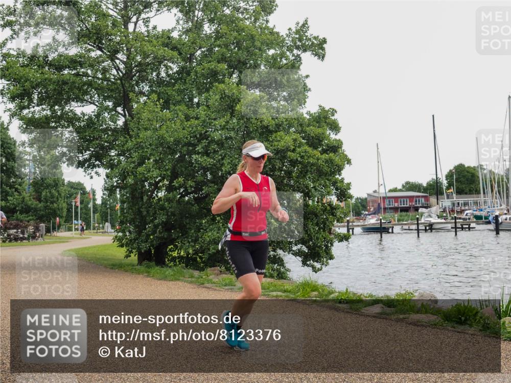 22.06.2025 - Viking Triathlon KatJ http://msf.ph/oto/8123376 22.06.2025 15:18:48 Laufen 336 meine-sportfotos.de