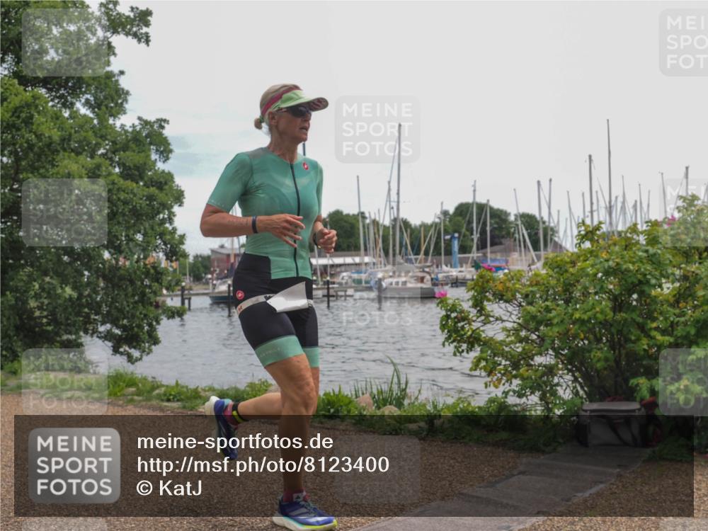 22.06.2025 - Viking Triathlon KatJ http://msf.ph/oto/8123400 22.06.2025 13:37:19 Laufen 65, 309 meine-sportfotos.de