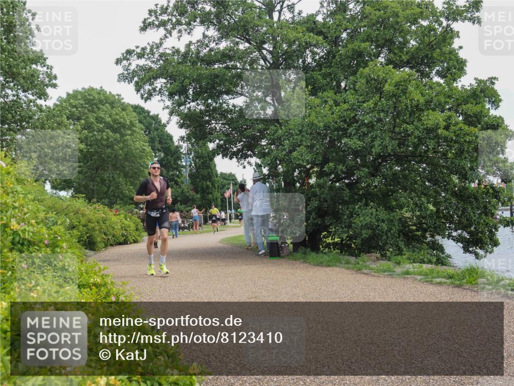 22.06.2025 - Viking Triathlon KatJ http://msf.ph/oto/8123410 22.06.2025 13:37:27 Laufen 238 meine-sportfotos.de