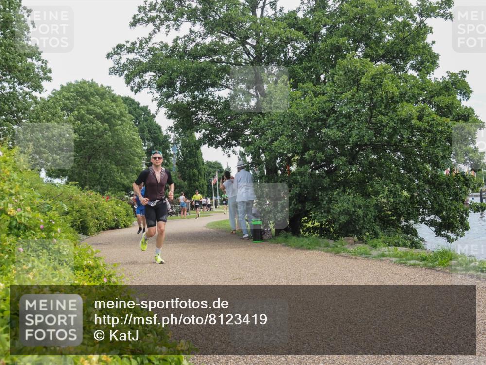 22.06.2025 - Viking Triathlon KatJ http://msf.ph/oto/8123419 22.06.2025 13:37:27 Laufen 238 meine-sportfotos.de