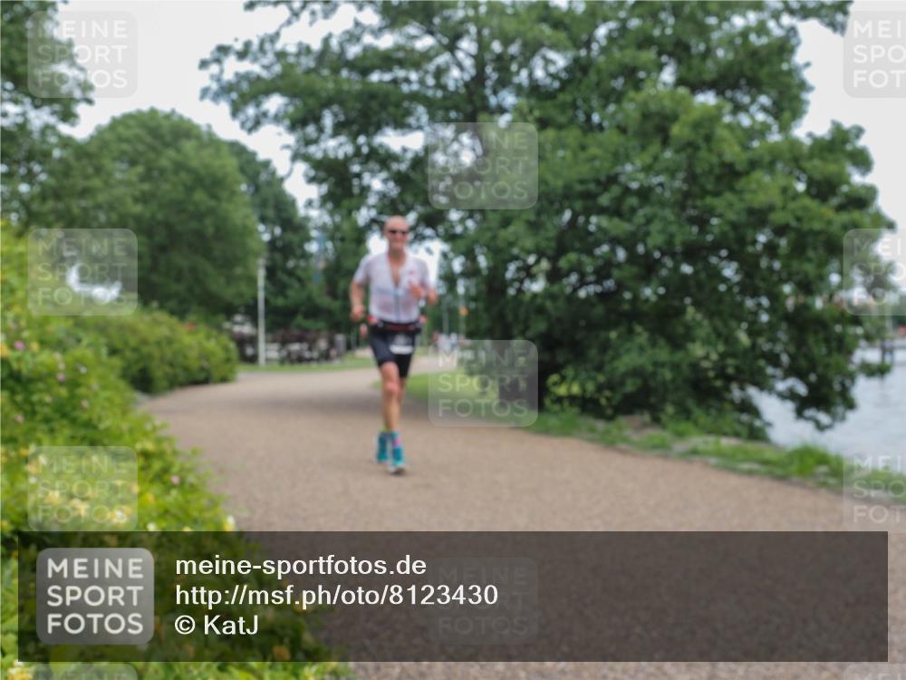 22.06.2025 - Viking Triathlon KatJ http://msf.ph/oto/8123430 22.06.2025 15:18:53 Laufen 205 meine-sportfotos.de