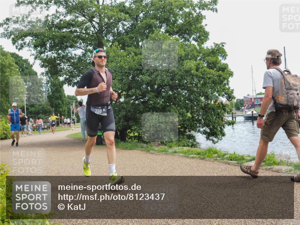 22.06.2025 - Viking Triathlon KatJ http://msf.ph/oto/8123437 22.06.2025 13:37:28 Laufen 238 meine-sportfotos.de