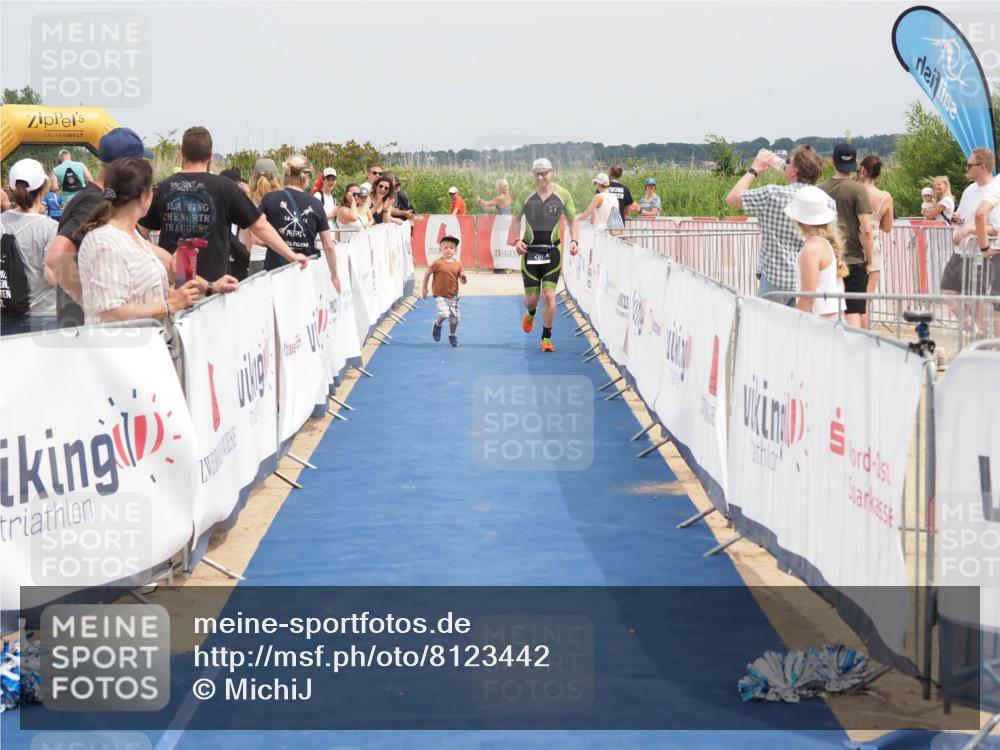 22.06.2025 - Viking Triathlon MichiJ http://msf.ph/oto/8123442 22.06.2025 15:14:29 Ziel 281 meine-sportfotos.de
