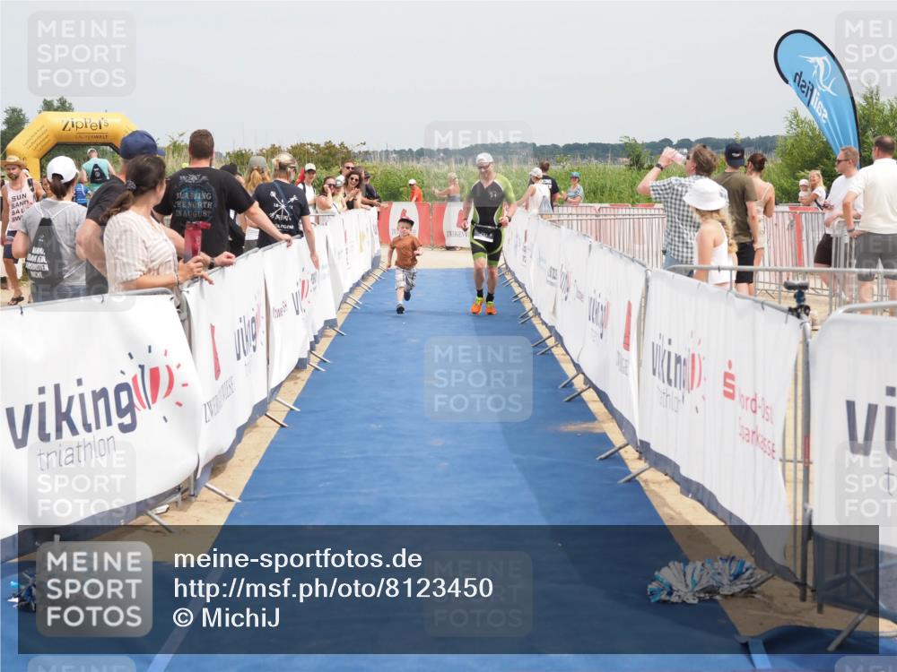 22.06.2025 - Viking Triathlon MichiJ http://msf.ph/oto/8123450 22.06.2025 15:14:29 Ziel 281 meine-sportfotos.de