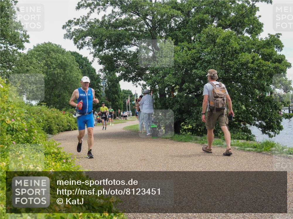 22.06.2025 - Viking Triathlon KatJ http://msf.ph/oto/8123451 22.06.2025 13:37:31 Laufen 109, 238 meine-sportfotos.de