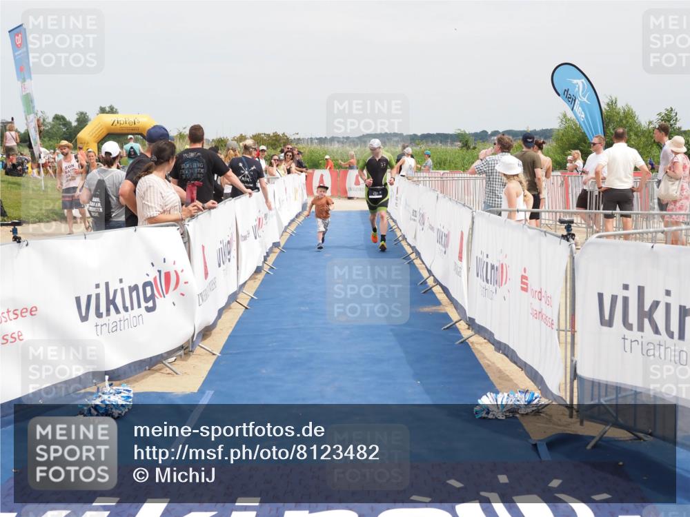 22.06.2025 - Viking Triathlon MichiJ http://msf.ph/oto/8123482 22.06.2025 15:14:30 Ziel 281 meine-sportfotos.de