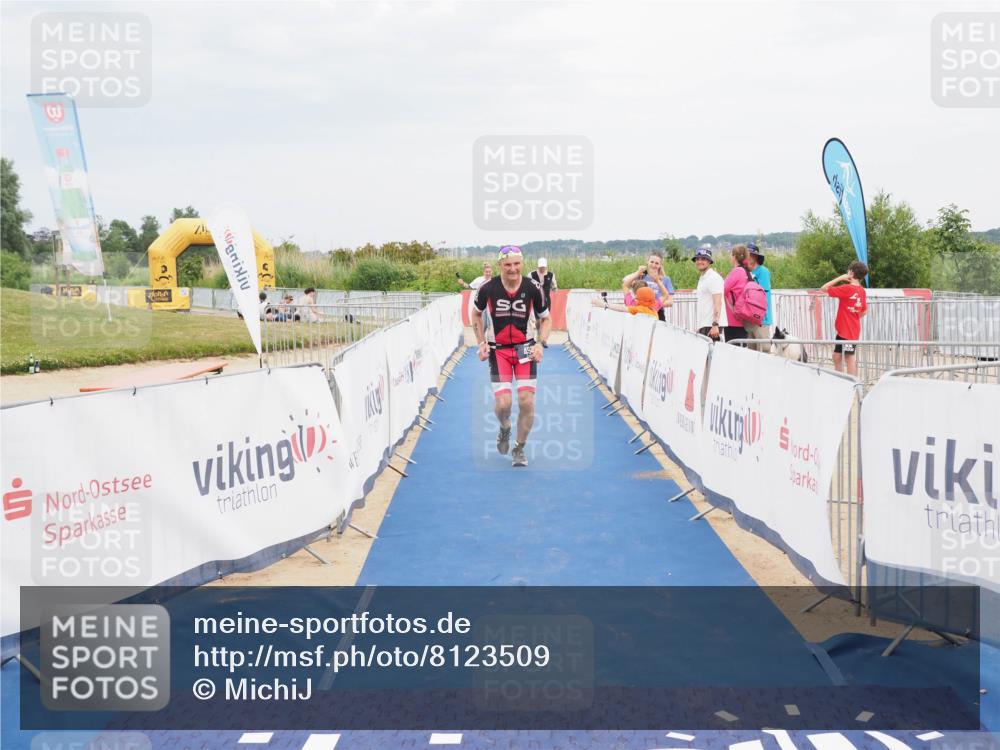 22.06.2025 - Viking Triathlon MichiJ http://msf.ph/oto/8123509 22.06.2025 17:09:40 Ziel 493 meine-sportfotos.de