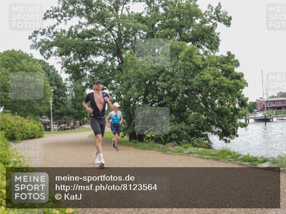 22.06.2025 - Viking Triathlon KatJ http://msf.ph/oto/8123564 22.06.2025 15:19:14 Laufen 154, 342 meine-sportfotos.de