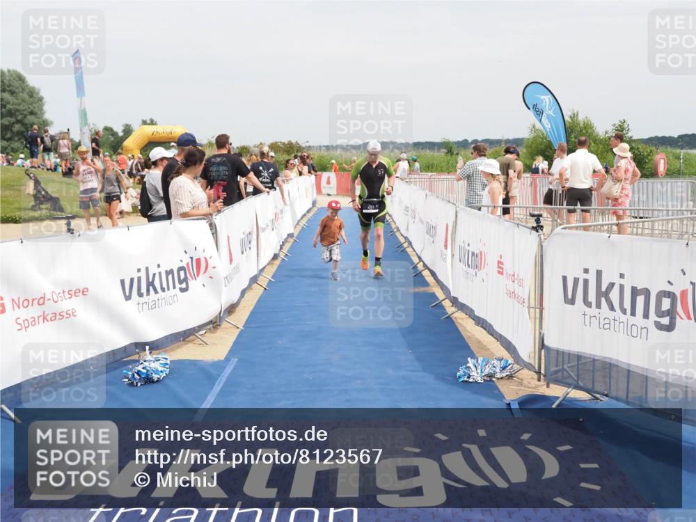 22.06.2025 - Viking Triathlon MichiJ http://msf.ph/oto/8123567 22.06.2025 15:14:31 Ziel 281 meine-sportfotos.de