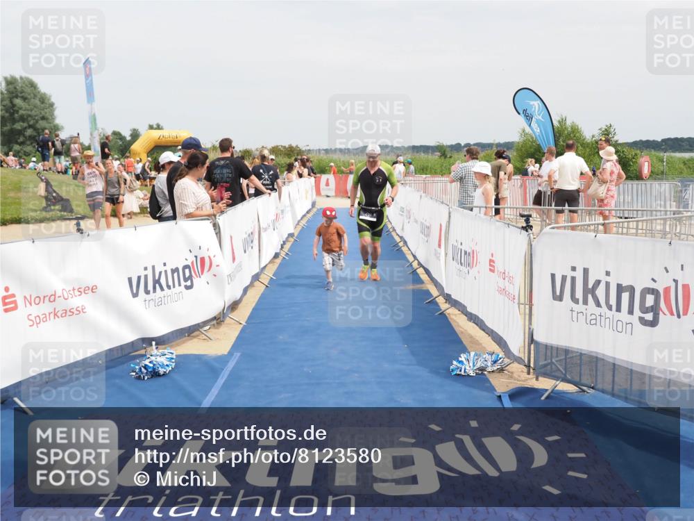 22.06.2025 - Viking Triathlon MichiJ http://msf.ph/oto/8123580 22.06.2025 15:14:31 Ziel 281 meine-sportfotos.de