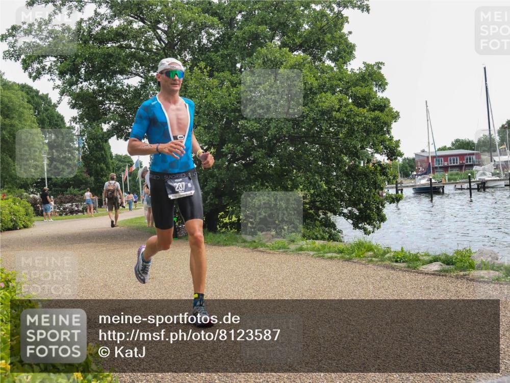 22.06.2025 - Viking Triathlon KatJ http://msf.ph/oto/8123587 22.06.2025 13:37:45 Laufen 237 meine-sportfotos.de