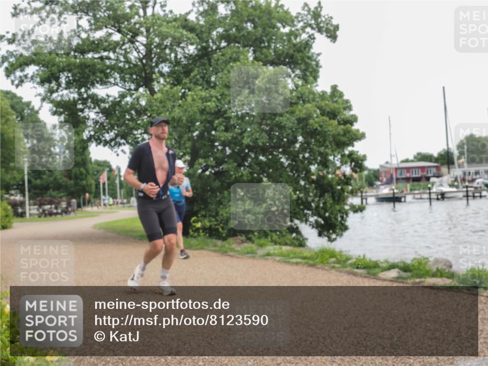 22.06.2025 - Viking Triathlon KatJ http://msf.ph/oto/8123590 22.06.2025 15:19:15 Laufen 154, 342 meine-sportfotos.de