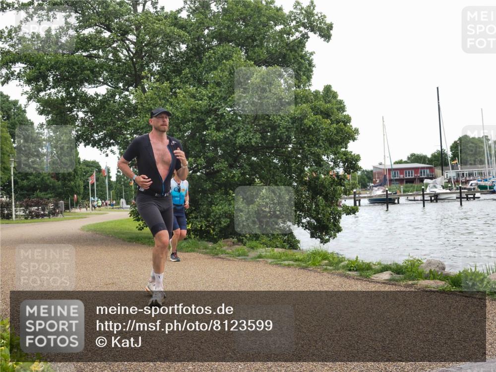 22.06.2025 - Viking Triathlon KatJ http://msf.ph/oto/8123599 22.06.2025 15:19:15 Laufen 154, 342 meine-sportfotos.de