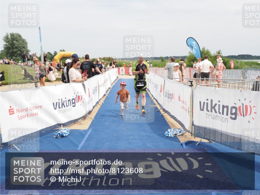 22.06.2025 - Viking Triathlon MichiJ http://msf.ph/oto/8123608 22.06.2025 15:14:32 Ziel 281 meine-sportfotos.de