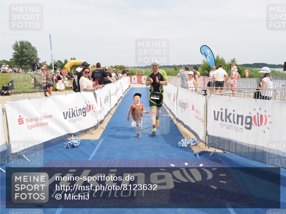 22.06.2025 - Viking Triathlon MichiJ http://msf.ph/oto/8123632 22.06.2025 15:14:32 Ziel 281 meine-sportfotos.de