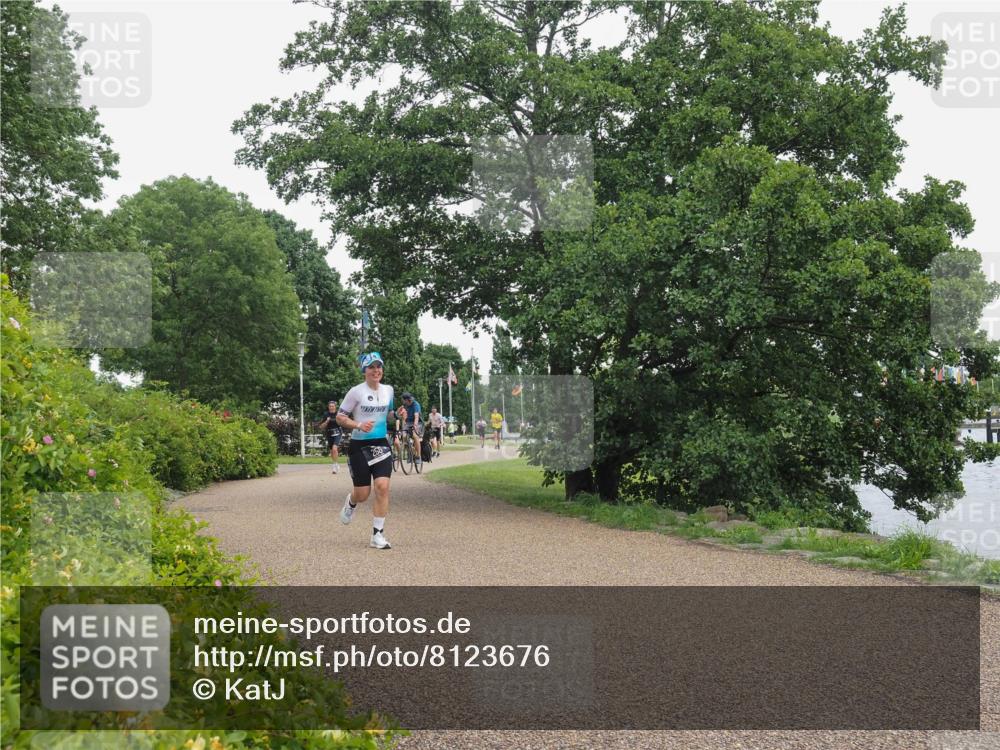 22.06.2025 - Viking Triathlon KatJ http://msf.ph/oto/8123676 22.06.2025 15:19:39 Laufen 256 meine-sportfotos.de
