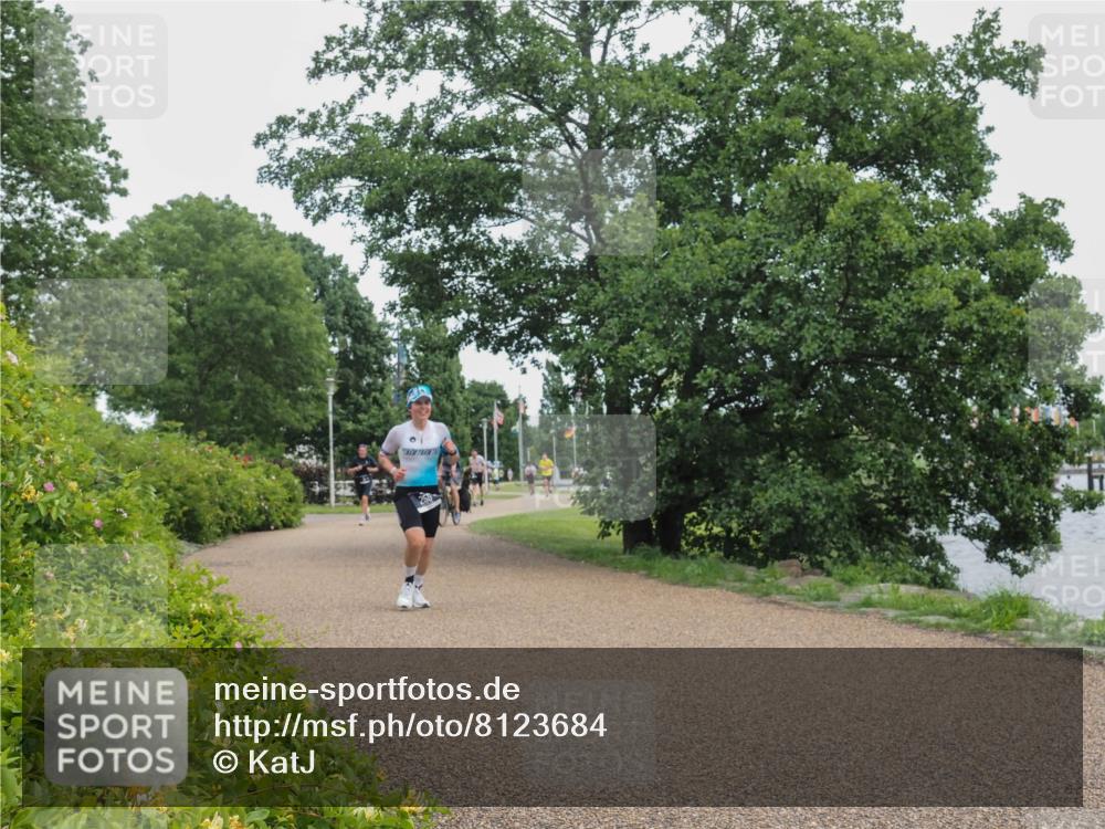 22.06.2025 - Viking Triathlon KatJ http://msf.ph/oto/8123684 22.06.2025 15:19:39 Laufen 256 meine-sportfotos.de