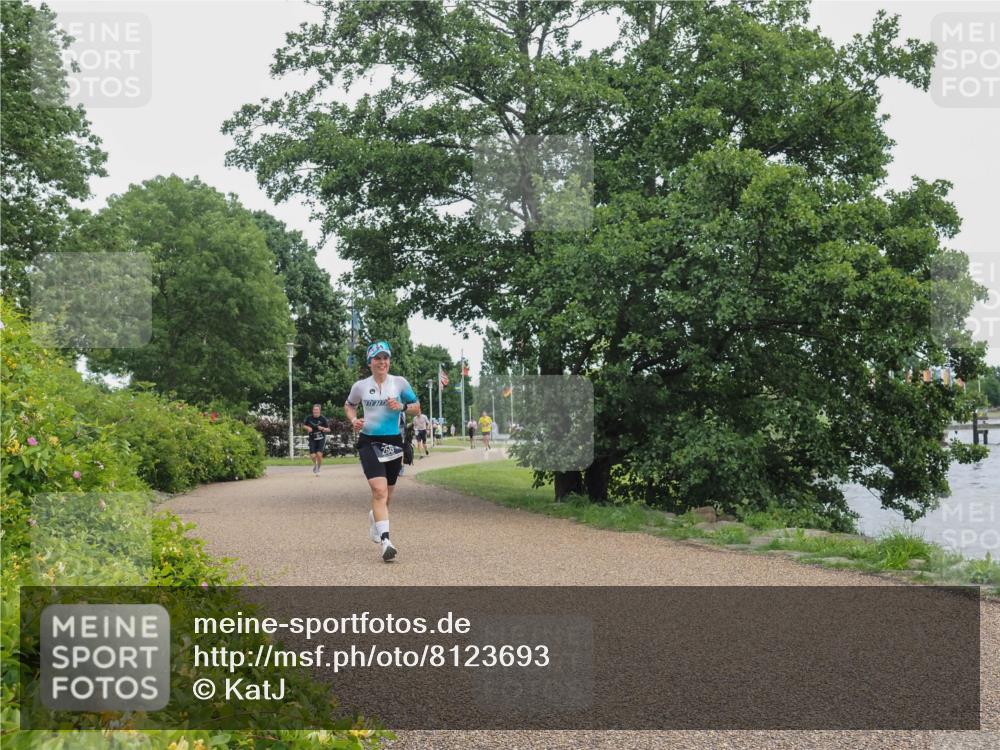 22.06.2025 - Viking Triathlon KatJ http://msf.ph/oto/8123693 22.06.2025 15:19:39 Laufen 256 meine-sportfotos.de