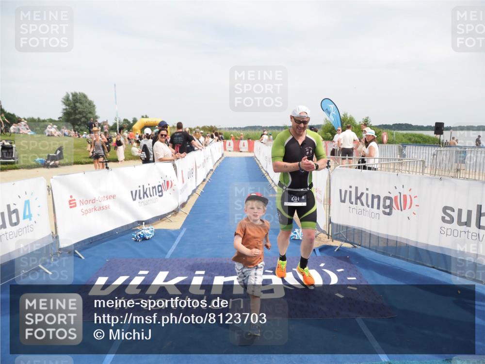 22.06.2025 - Viking Triathlon MichiJ http://msf.ph/oto/8123703 22.06.2025 15:14:33 Ziel 281 meine-sportfotos.de