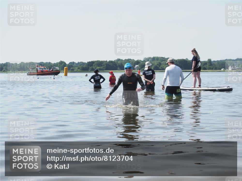 22.06.2025 - Viking Triathlon KatJ http://msf.ph/oto/8123704 22.06.2025 10:56:51 Schwimmen 363 meine-sportfotos.de