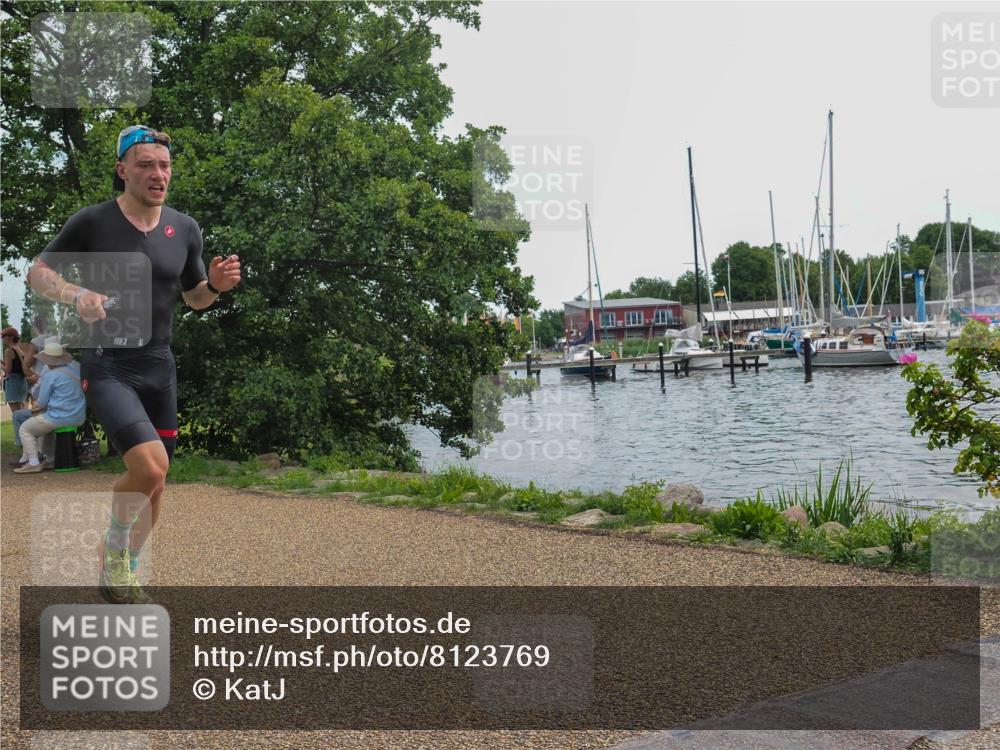 22.06.2025 - Viking Triathlon KatJ http://msf.ph/oto/8123769 22.06.2025 13:38:17 Laufen 7, 87 meine-sportfotos.de