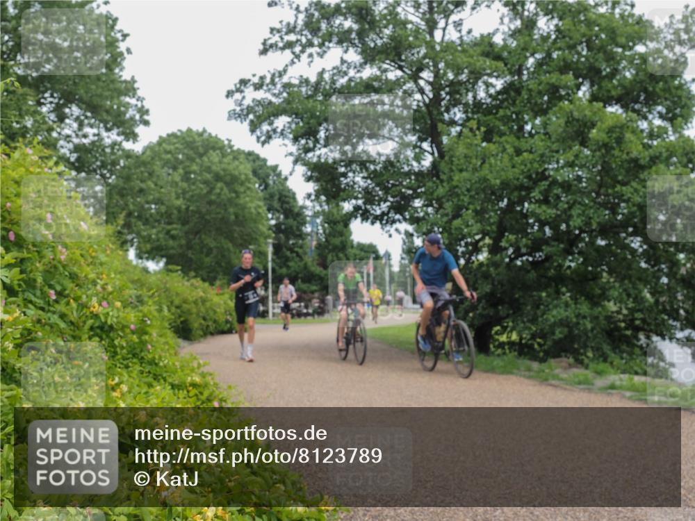 22.06.2025 - Viking Triathlon KatJ http://msf.ph/oto/8123789 22.06.2025 15:19:44 Laufen 24 meine-sportfotos.de