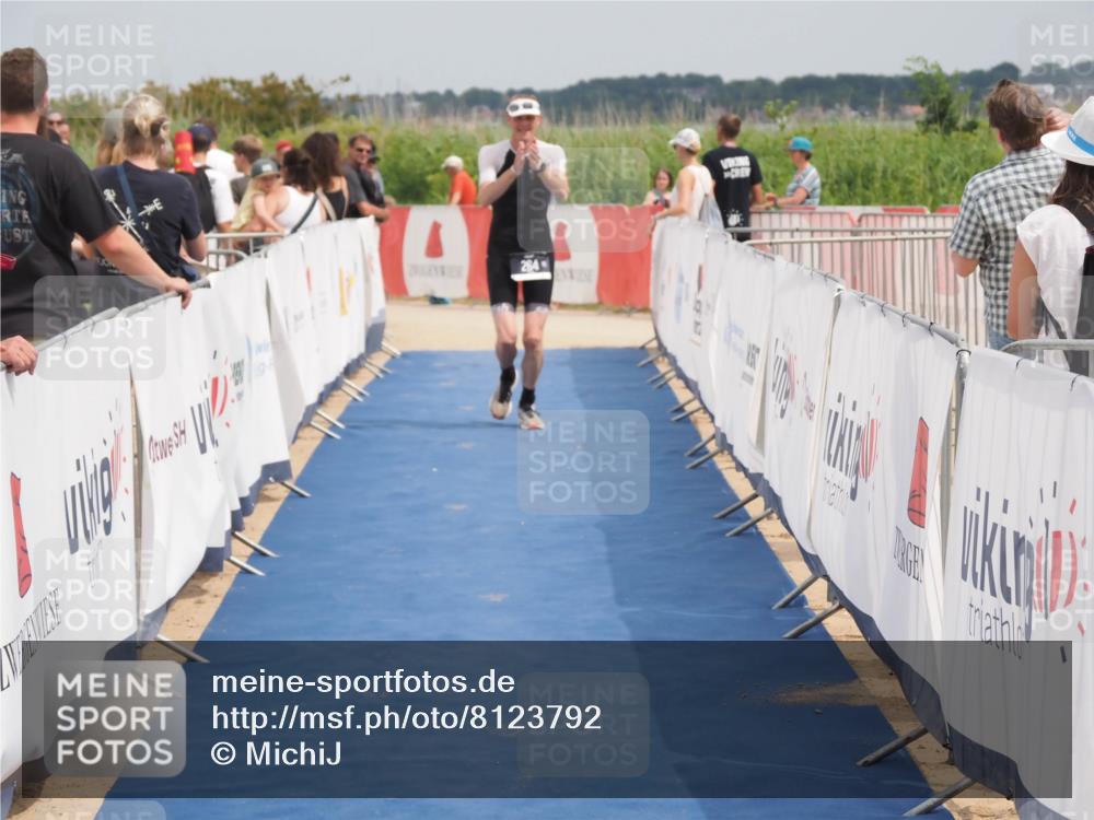 22.06.2025 - Viking Triathlon MichiJ http://msf.ph/oto/8123792 22.06.2025 15:14:50 Ziel 264 meine-sportfotos.de