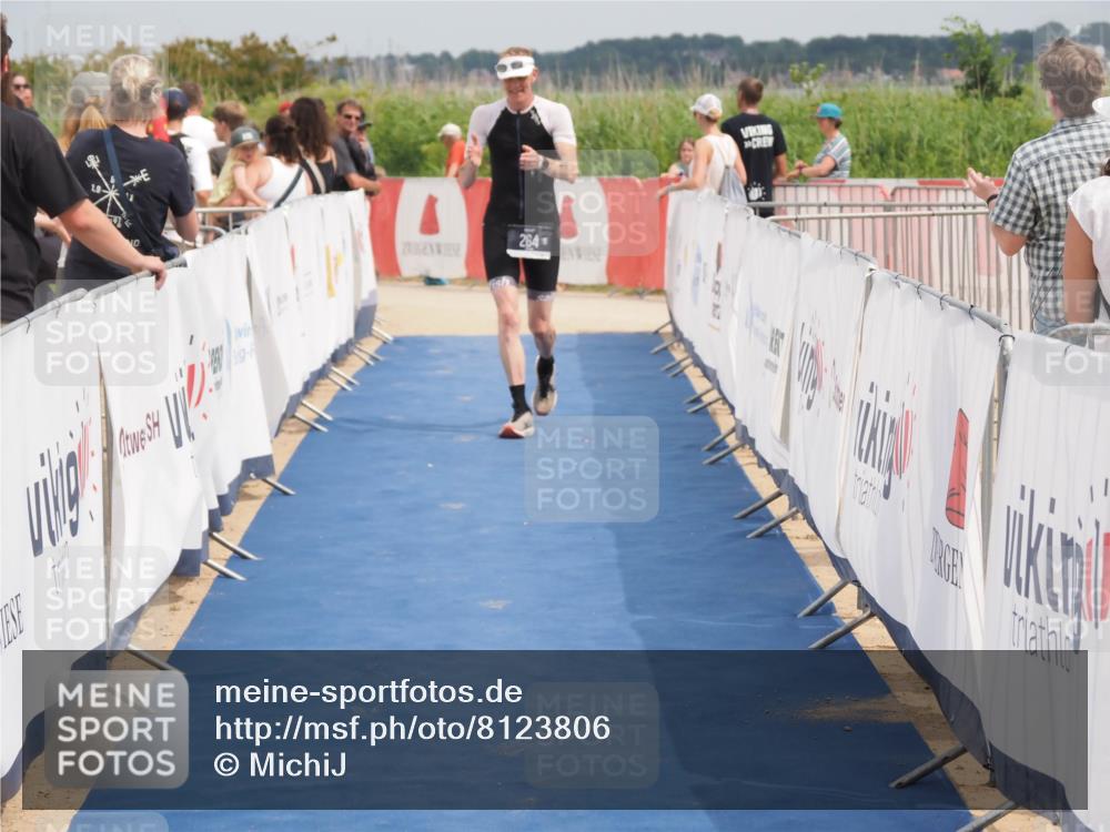22.06.2025 - Viking Triathlon MichiJ http://msf.ph/oto/8123806 22.06.2025 15:14:50 Ziel 264 meine-sportfotos.de