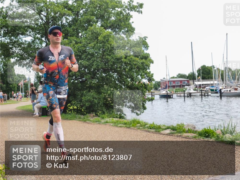 22.06.2025 - Viking Triathlon KatJ http://msf.ph/oto/8123807 22.06.2025 13:38:21 Laufen 355 meine-sportfotos.de