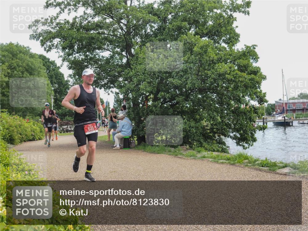 22.06.2025 - Viking Triathlon KatJ http://msf.ph/oto/8123830 22.06.2025 13:38:36 Laufen 527, 635 meine-sportfotos.de