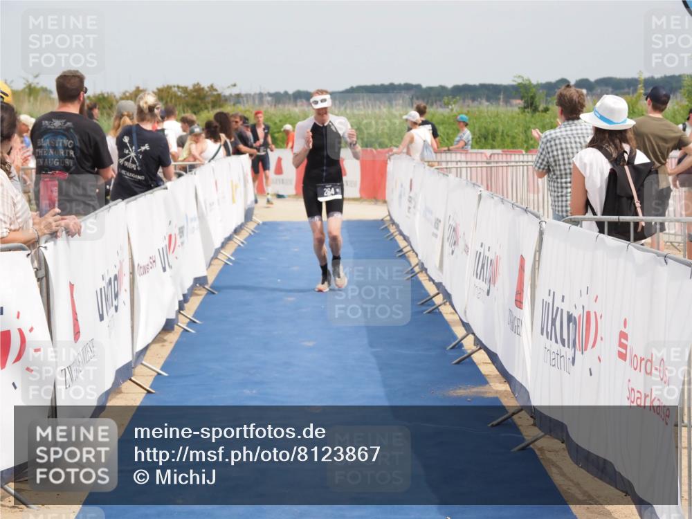 22.06.2025 - Viking Triathlon MichiJ http://msf.ph/oto/8123867 22.06.2025 15:14:51 Ziel 264 meine-sportfotos.de