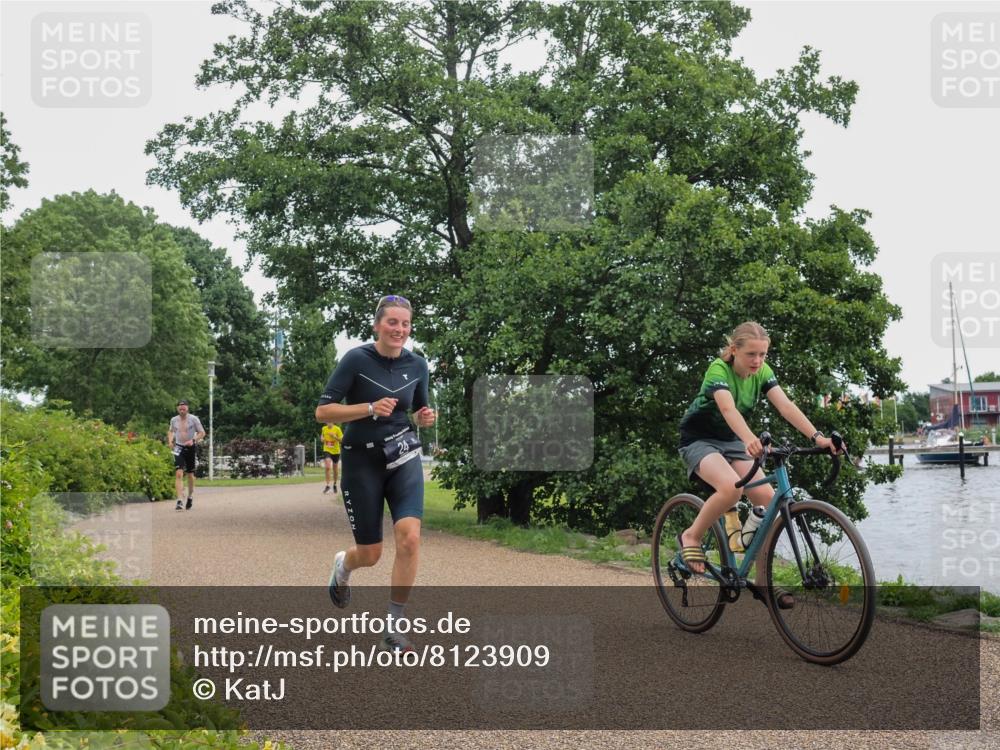 22.06.2025 - Viking Triathlon KatJ http://msf.ph/oto/8123909 22.06.2025 15:19:46 Laufen 24 meine-sportfotos.de
