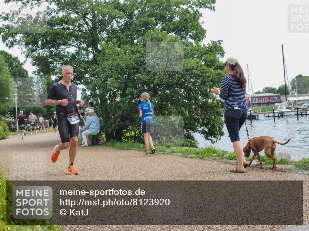 22.06.2025 - Viking Triathlon KatJ http://msf.ph/oto/8123920 22.06.2025 13:38:41 Laufen 288, 527 meine-sportfotos.de