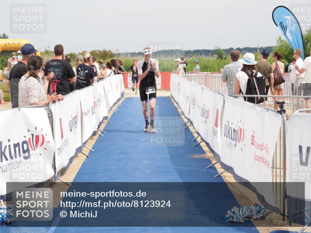 22.06.2025 - Viking Triathlon MichiJ http://msf.ph/oto/8123924 22.06.2025 15:14:52 Ziel 264 meine-sportfotos.de
