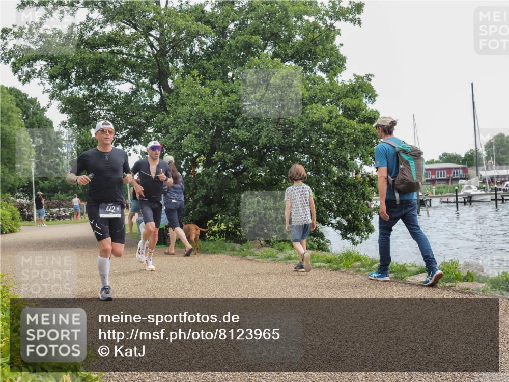 22.06.2025 - Viking Triathlon KatJ http://msf.ph/oto/8123965 22.06.2025 13:38:46 Laufen 125, 442 meine-sportfotos.de