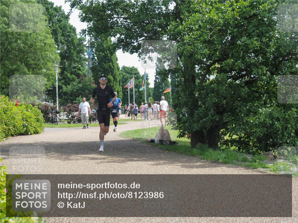 22.06.2025 - Viking Triathlon KatJ http://msf.ph/oto/8123986 22.06.2025 13:06:10 Laufen 193 meine-sportfotos.de