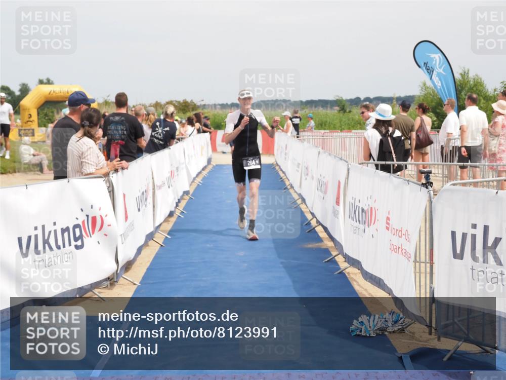 22.06.2025 - Viking Triathlon MichiJ http://msf.ph/oto/8123991 22.06.2025 15:14:53 Ziel 264, 377 meine-sportfotos.de